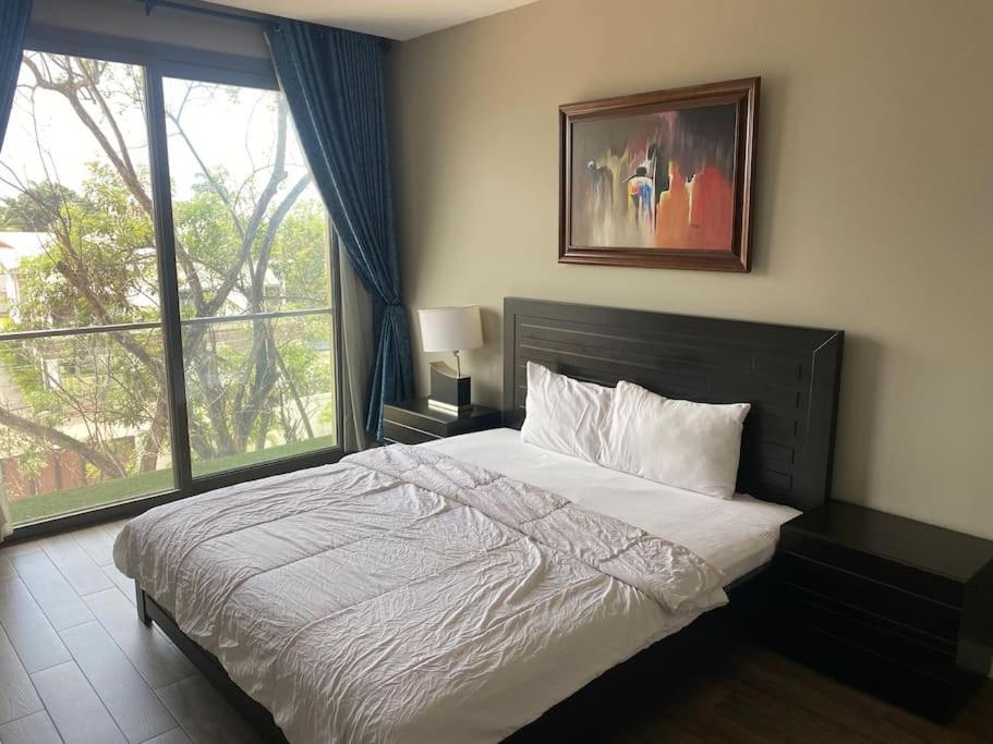 Spacious One Bedroom-Cantonment Accra Eksteriør billede